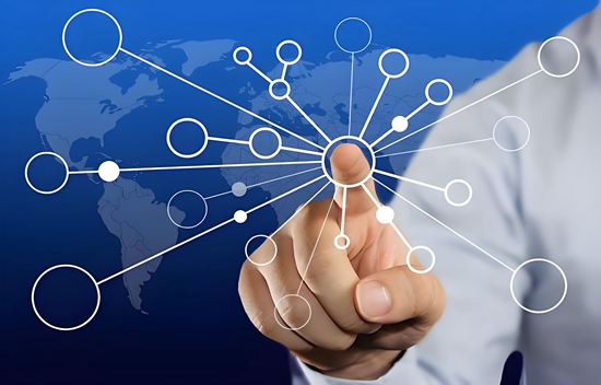 突破市场迷雾,揭秘企业精准定位的三大法宝